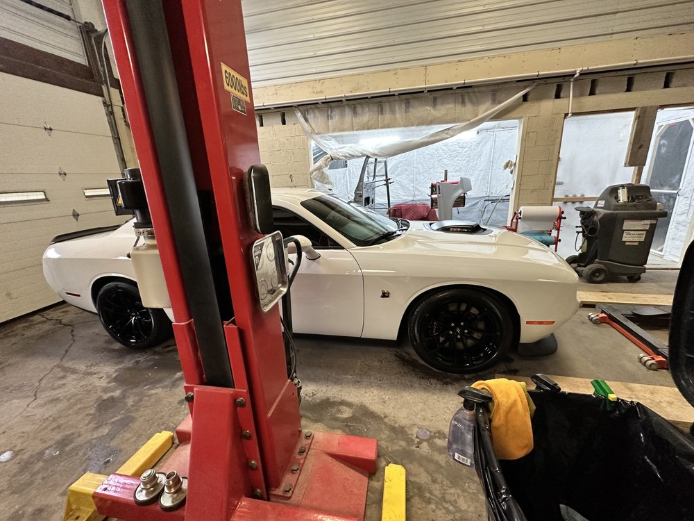 Mechas Auto Body, LLC