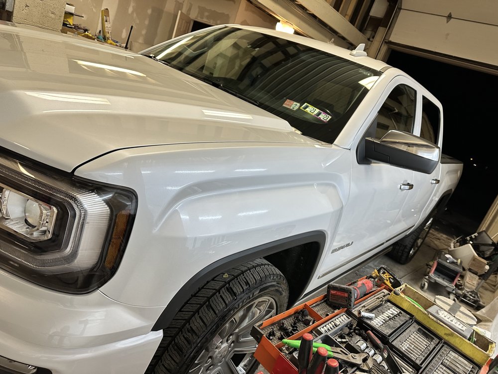Mechas Auto Body, LLC
