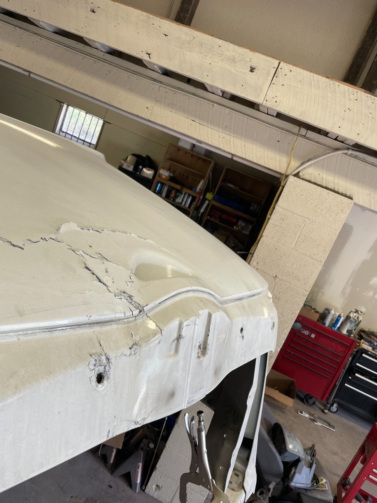 Mechas Auto Body, LLC