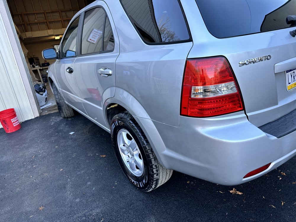 Mechas Auto Body, LLC