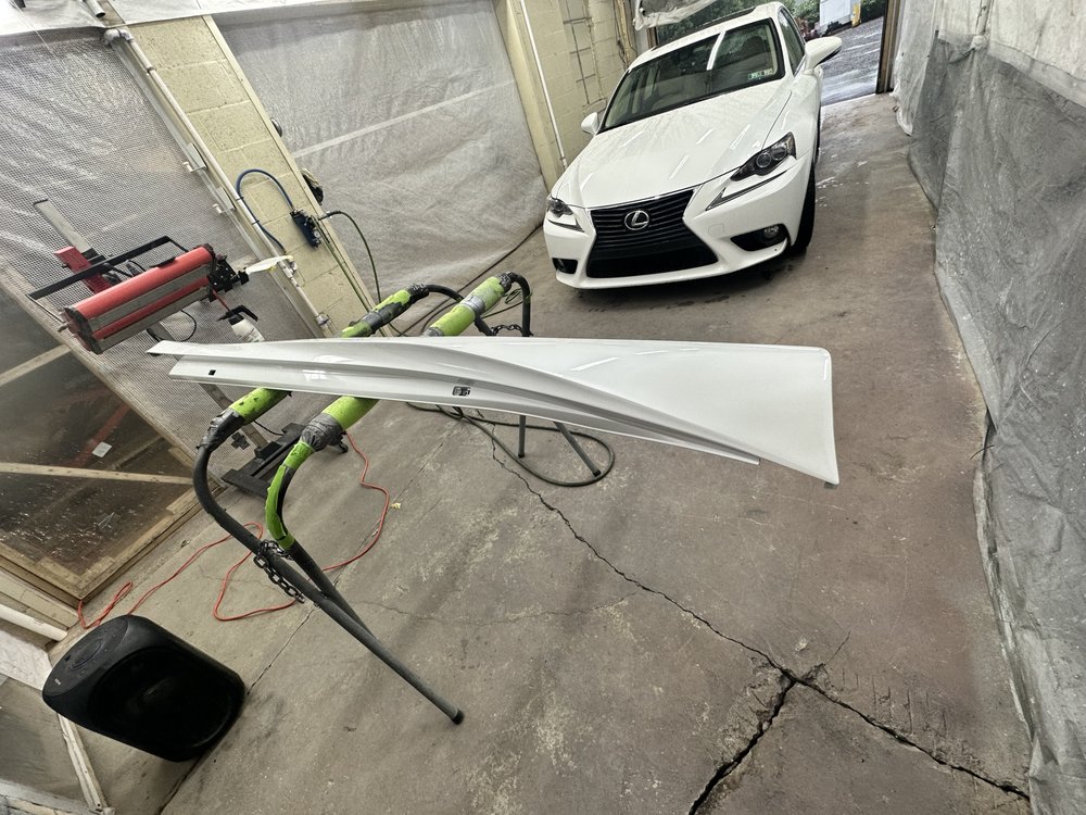 Mechas Auto Body, LLC