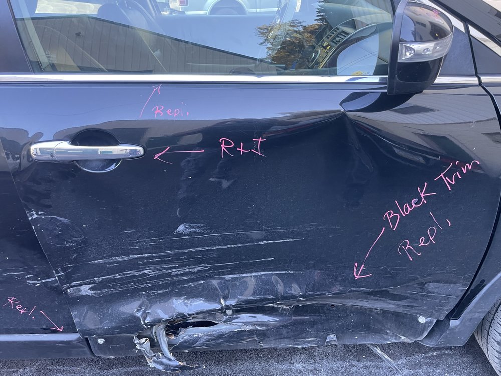 Mechas Auto Body, LLC
