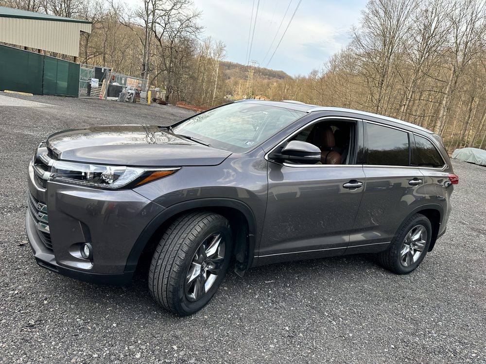 Mechas Auto Body, LLC